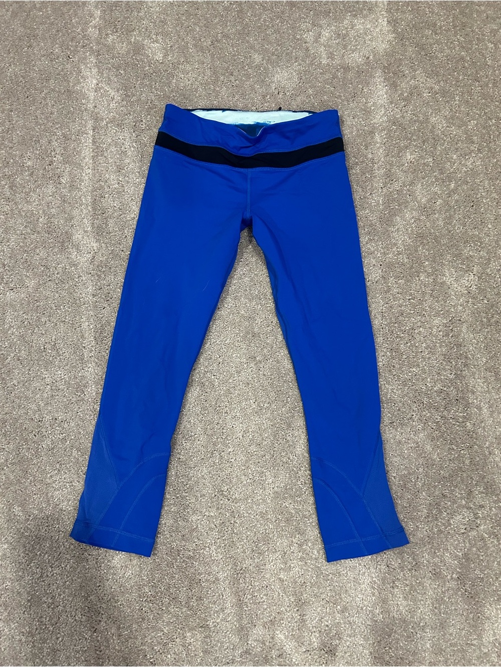 Lululemon capris blue leggings